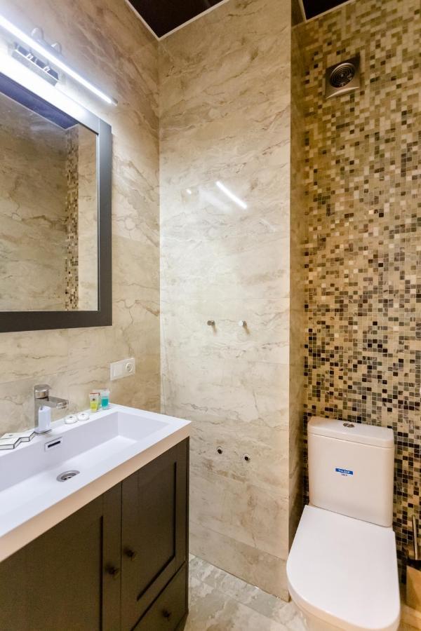 3Bd-2Bth Apartment In Tbilisi City Center ภายนอก รูปภาพ